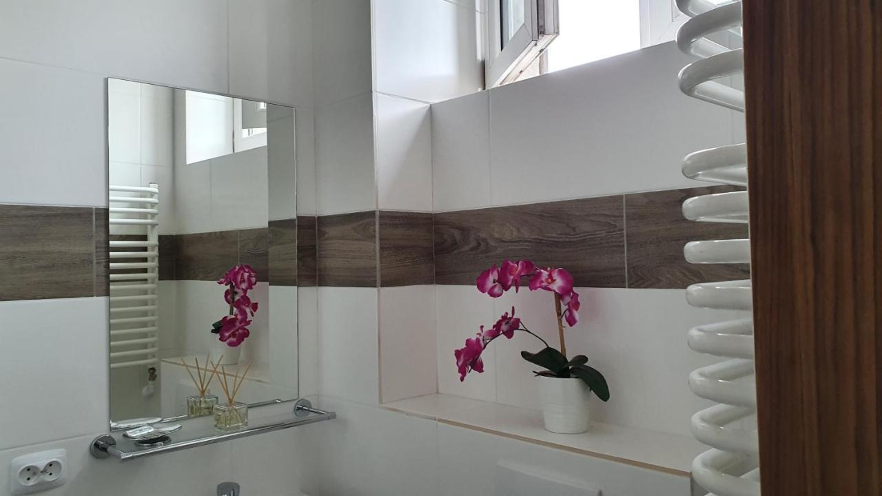 Slask Apartment *